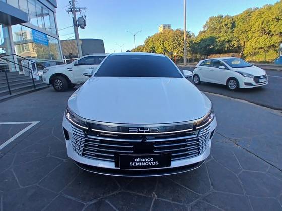 BYD KING 1.5 DM-I PHEV GS AUTOMÁTICO BYD KING 1.5 DM-I PHEV GS AUTOMÁTICO